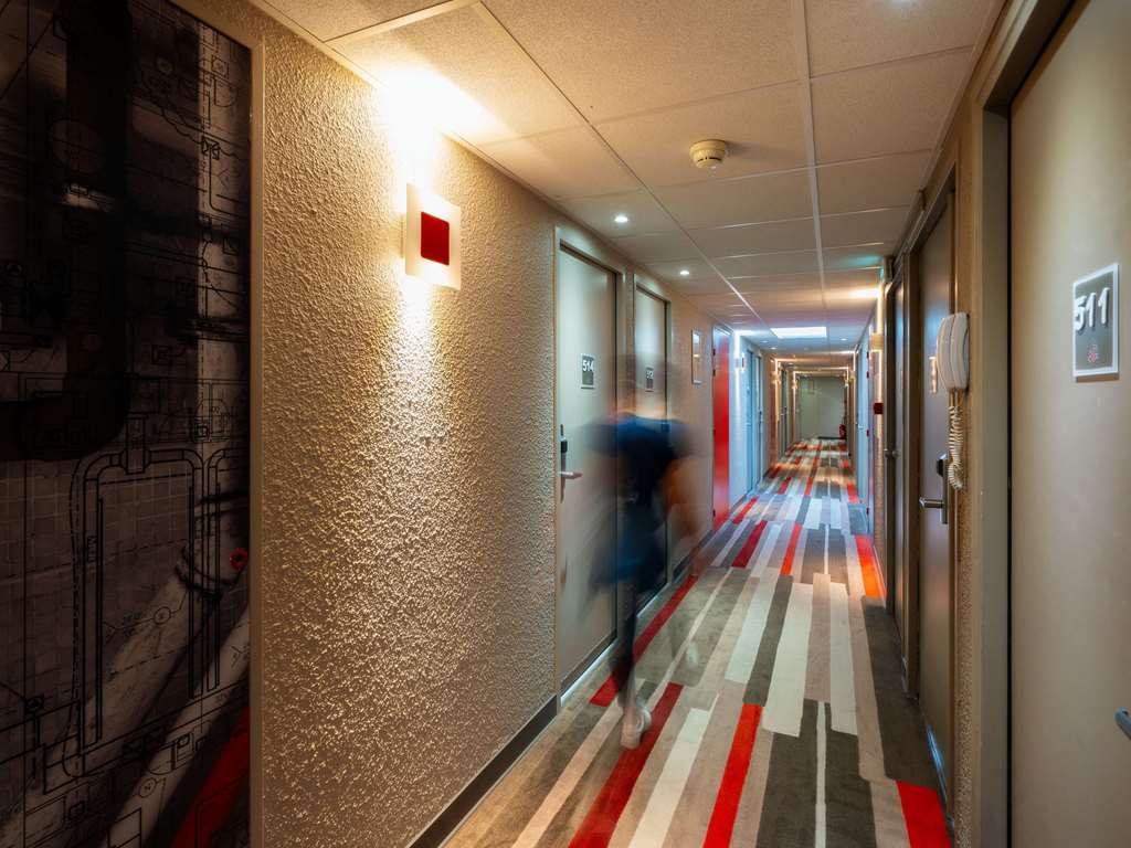 宜必思艾佩纳中央维勒酒店 埃佩尔奈 外观 照片